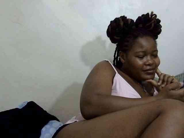 Cutefacebigasss webcam