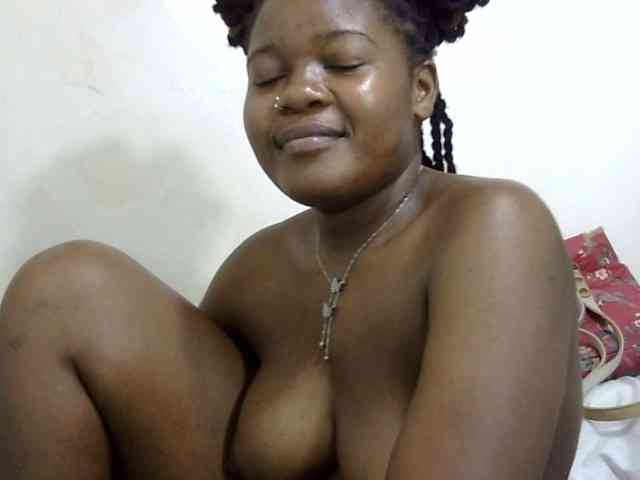 Cutefacebigasss webcam