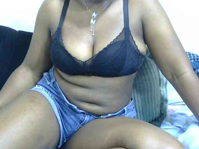 Cutefacebigasss webcam