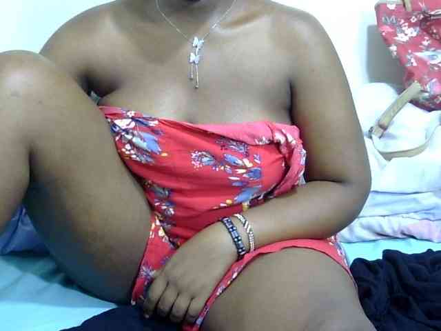 Cutefacebigasss webcam