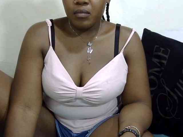 Cutefacebigasss webcam