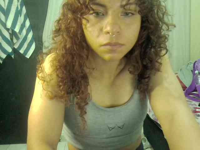 VioletSmmithh webcam