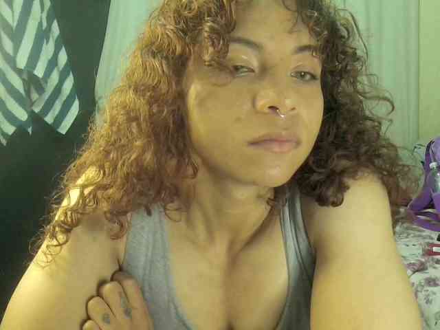 VioletSmmithh webcam