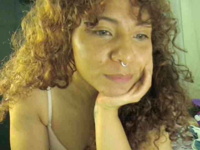 VioletSmmithh webcam