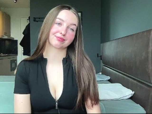 CharlotteNatural's avatar