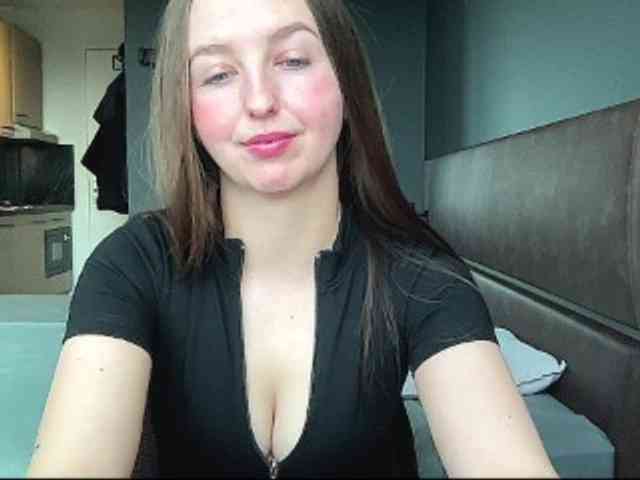 CharlotteNatural webcam