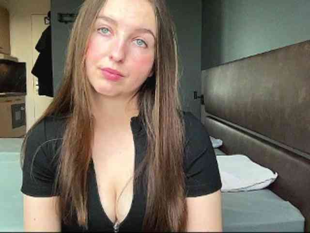 CharlotteNatural webcam