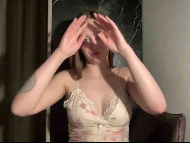 CharlotteNatural webcam