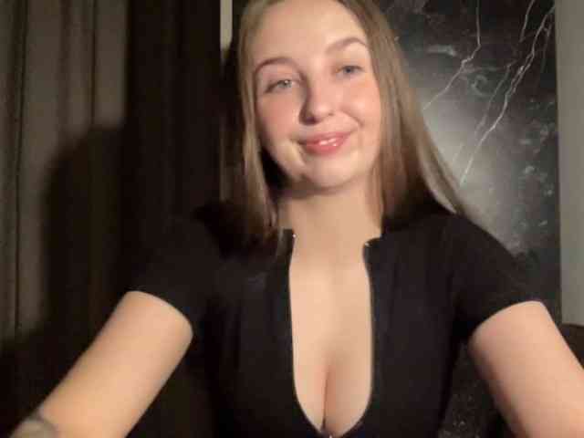 CharlotteNatural webcam