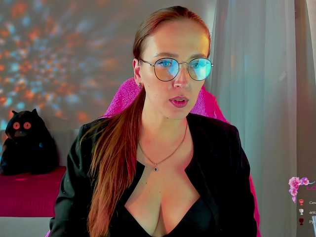 she-wolf's BongaCams show and profile