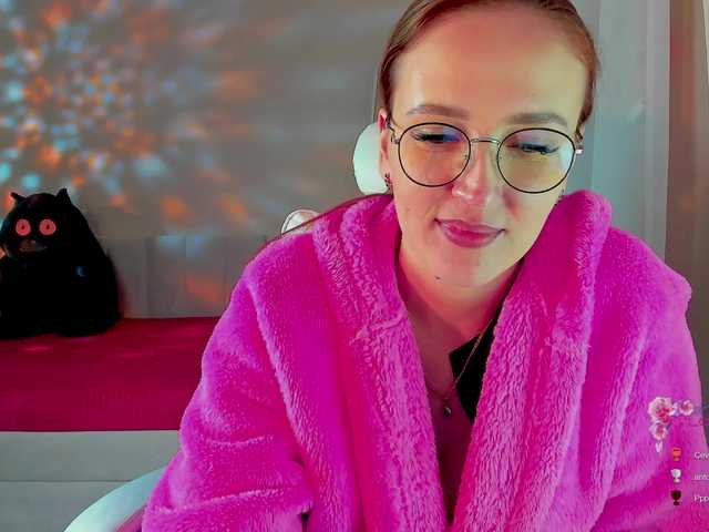 she-wolf's BongaCams show and profile