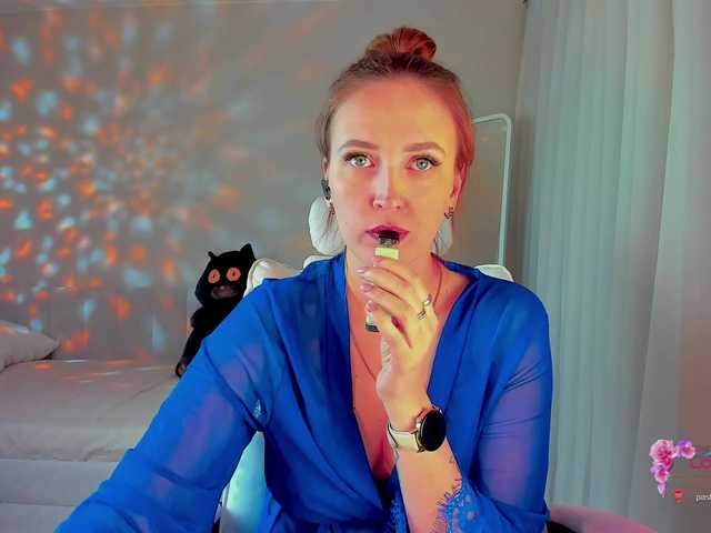 she-wolf's BongaCams show and profile