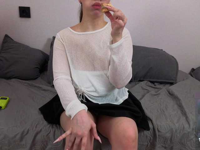 EvaBliss's BongaCams show and profile