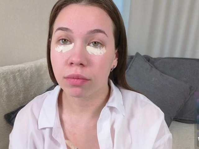 EvaBliss's BongaCams show and profile