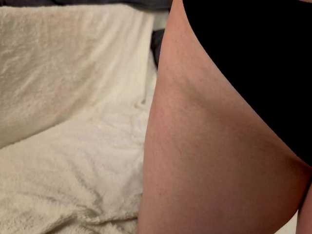 EvaBliss's BongaCams show and profile