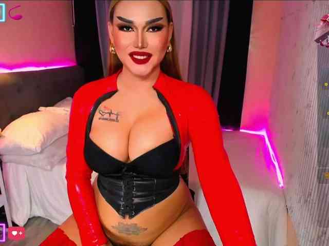 WildMistressSelfsucker Live Webcam on BongaCams