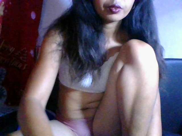 Bellah-Nastia's BongaCams show and profile