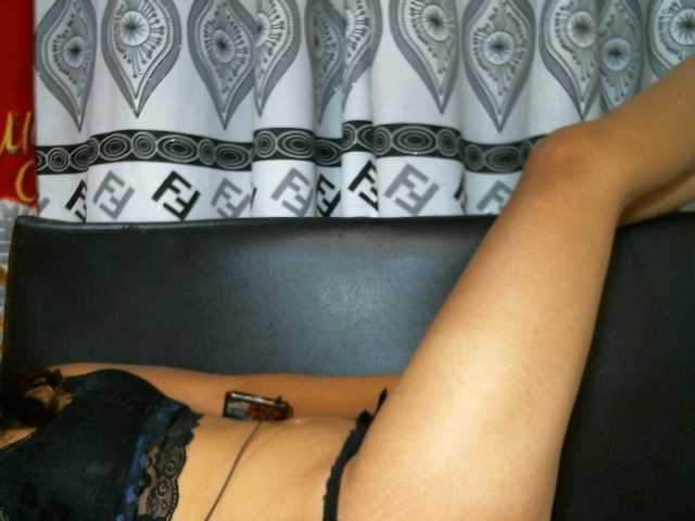 Bellah-Nastia's BongaCams show and profile