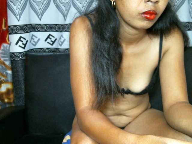 Bellah-Nastia's BongaCams show and profile