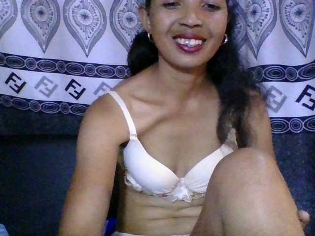 Bellah-Nastia's BongaCams show and profile