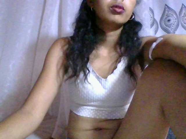 Bellah-Nastia's BongaCams show and profile