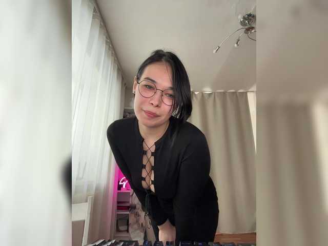 Li-Love from BongaCams is Freechat