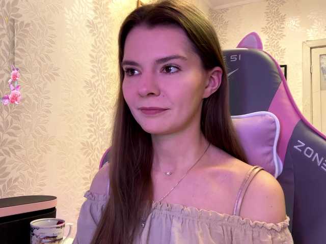 JoannGrater's BongaCams show and profile