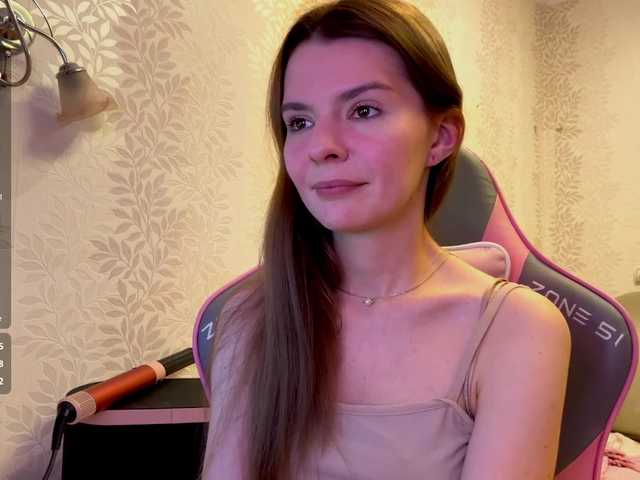 JoannGrater's BongaCams show and profile