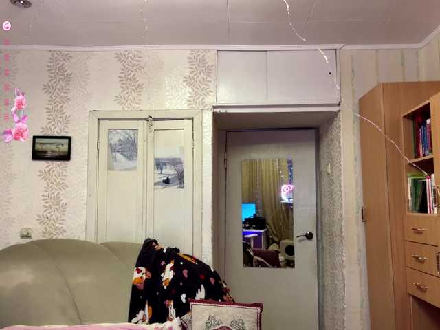 JoannGrater's BongaCams show and profile