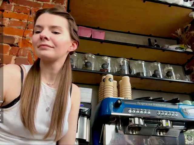 JoannGrater's BongaCams show and profile