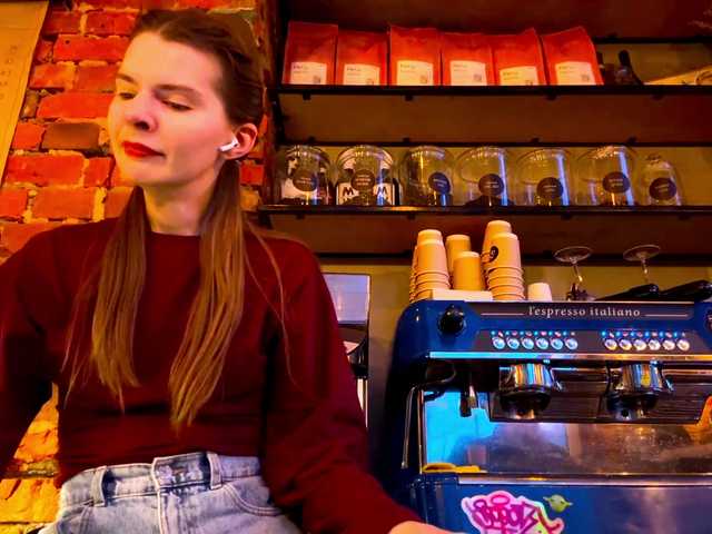 JoannGrater's BongaCams show and profile