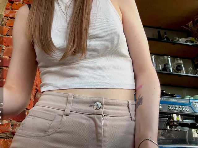 JoannGrater's BongaCams show and profile