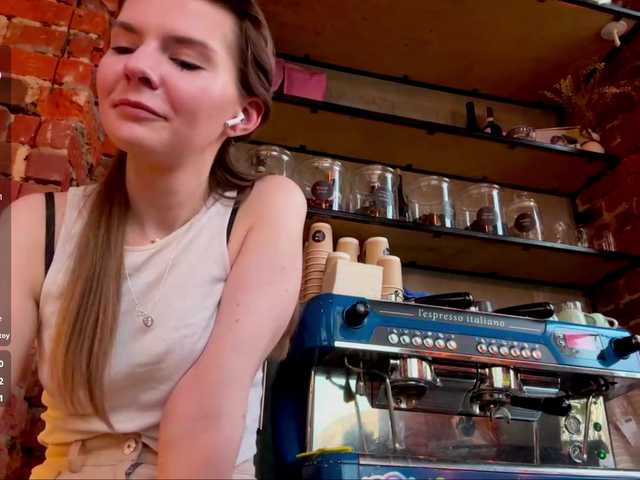 JoannGrater's BongaCams show and profile