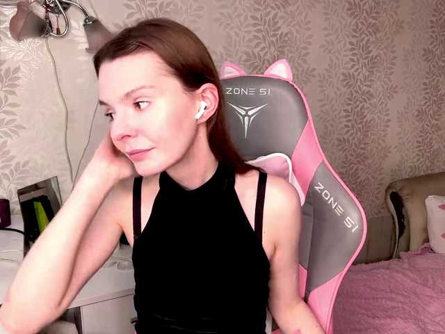 JoannGrater's BongaCams show and profile