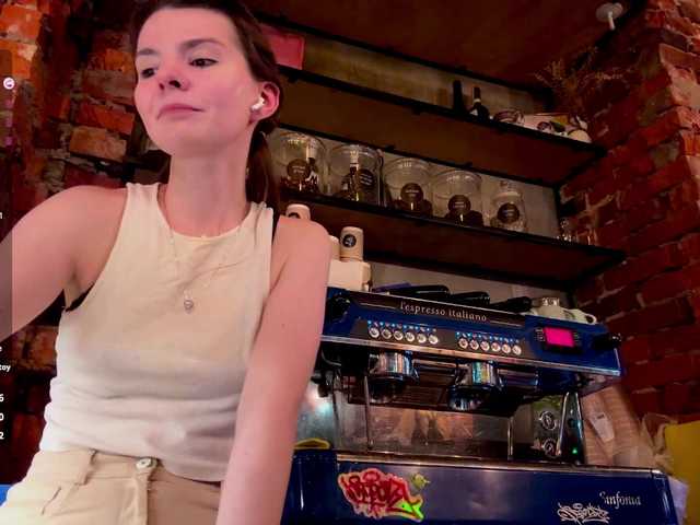 JoannGrater Live Cam on BongaCams