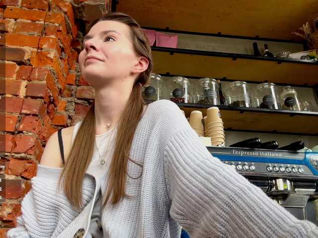 JoannGrater's BongaCams show and profile