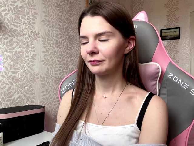 JoannGrater's BongaCams show and profile