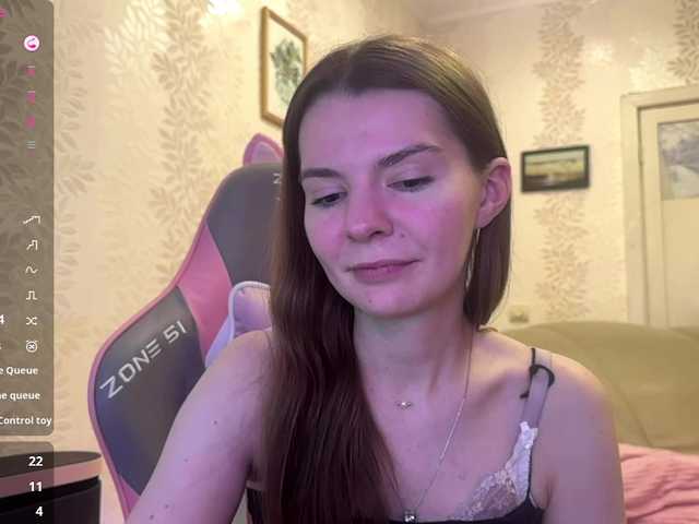 JoannGrater's BongaCams show and profile