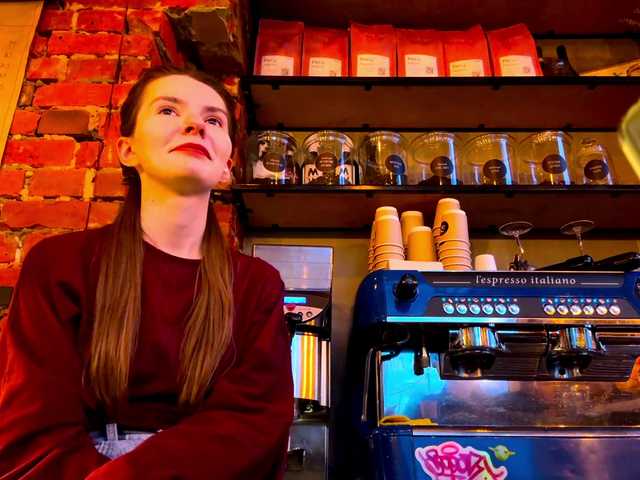 JoannGrater's BongaCams show and profile