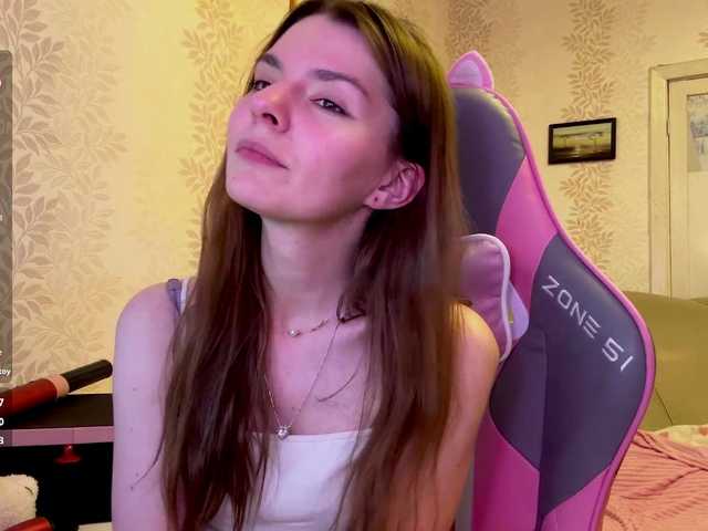 JoannGrater's BongaCams show and profile