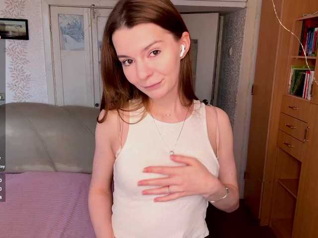 JoannGrater's BongaCams show and profile