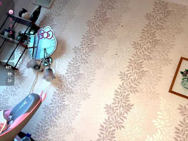 JoannGrater's BongaCams show and profile