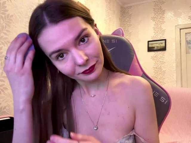 JoannGrater's BongaCams show and profile