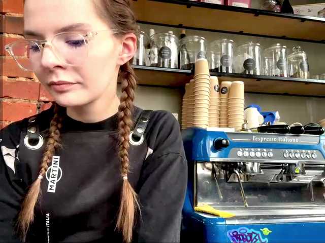 JoannGrater's BongaCams show and profile