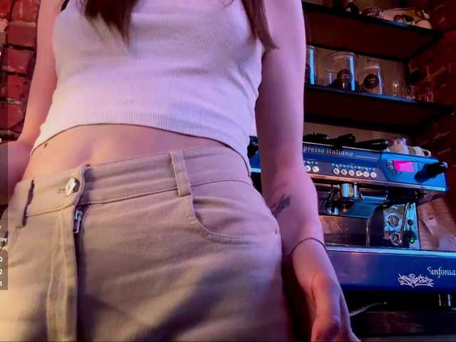 JoannGrater's BongaCams show and profile