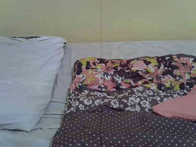 Hot-sissy Live Webcam on BongaCams