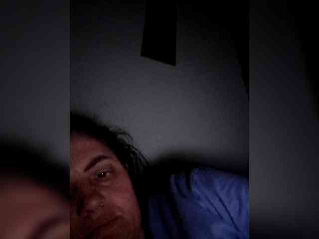 Cris810a Live Webcam on BongaCams