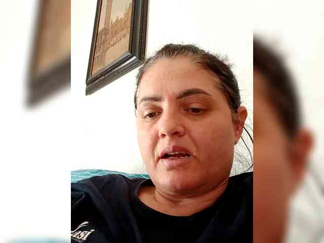 Cris810a Live Webcam on BongaCams