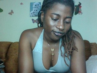 Slutybitch1's Live Webcam