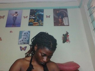 Slutybitch1's Live Webcam